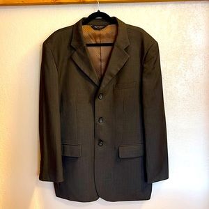 EUC Mens suit, dark brown with dark pinstripes, jacket 42R, pants 36R, inseam 27